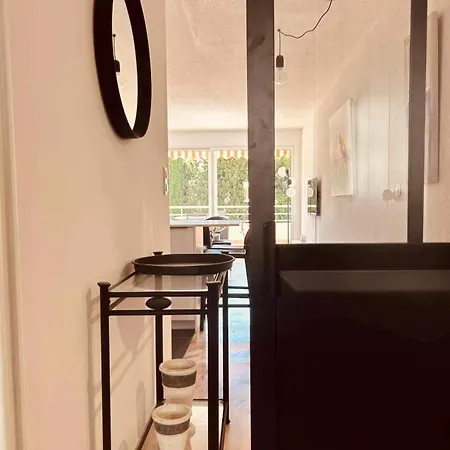 Eden B7 Apartament *